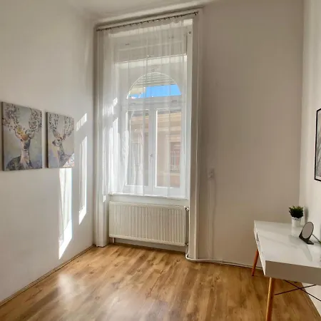Florian Apartman Apartment *