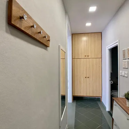 Florian Apartman